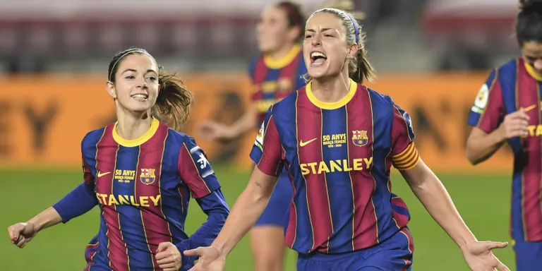 El Barça femení juga, i guanya, al Camp Nou després de 50 anys