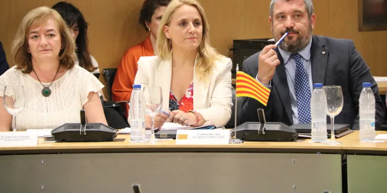 Catalunya es manté com el tercer territori que més recapta, però el desè en recursos rebuts