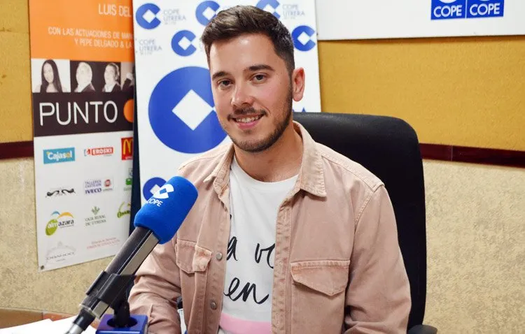 El utrerano Antonio Toro cuenta en COPE Utrera cómo ha transformado la manera de leer