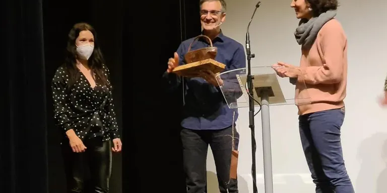Lluís Caelles, primer Premi Cambuleta per la difusió del pallarès