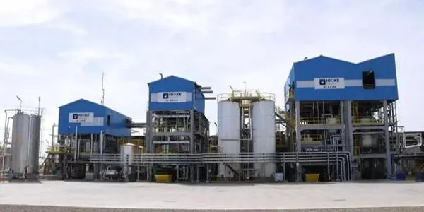 L'ACA no ha pogut detectar si IQOXE va fer servir productes desescumants per emmascarar abocaments d'aigües contaminants al mar