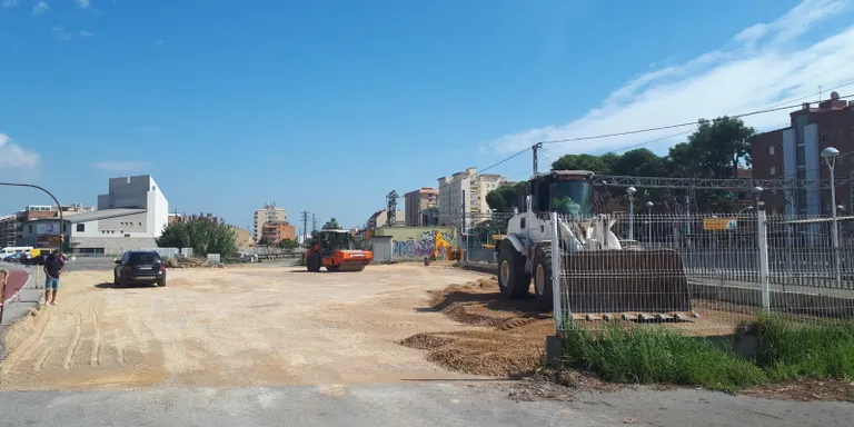 Les obres de l'aparcament provisional d'autobusos avancen