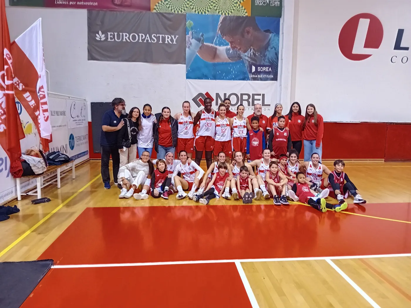 El CB Valls femení rep el poderós Barça