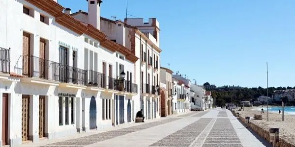 Altafulla busca regularitzar el seu parc d'habitatges turístics amb la col·laboració de la ciutadania