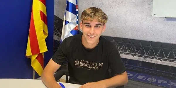 El torrenc Roger Ciuró signa el seu primer contracte professional amb l’Espanyol