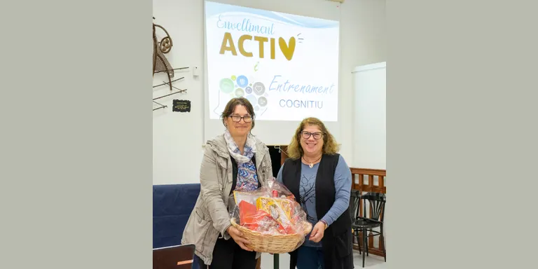 La directora de l’Escola d’Adults protagonitza la segona sessió de les aules de la gent gran dedicades al talent local