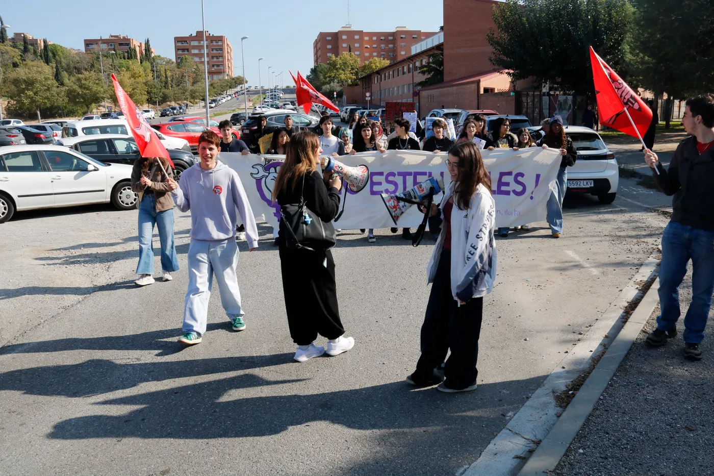 Estudiants de l'institut durant la protesta / Foto: Anna Berga