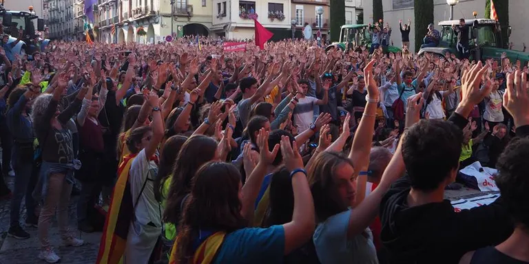 La CUP proposa condemnar "la repressió policial" de l'Estat
