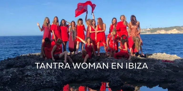 “Entre dones”: Santoshi Tantra Woman