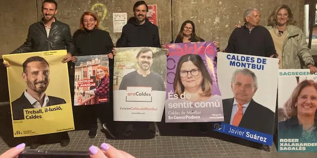 Les sis forces polítiques calderines que es presenten a les eleccions enceten la campanya amb la tradicional enganxada de cartells