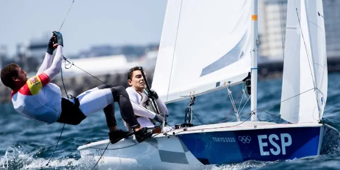 Jordi Xammar tanca el primer dia de regata en tercer lloc