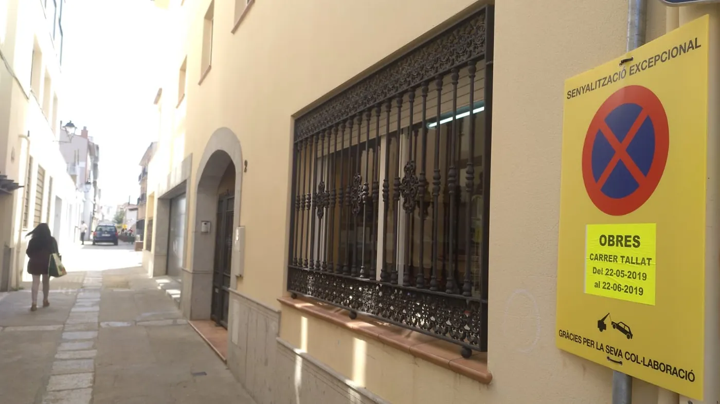 Comencen les obres per arranjar el Carreró de la Plaça