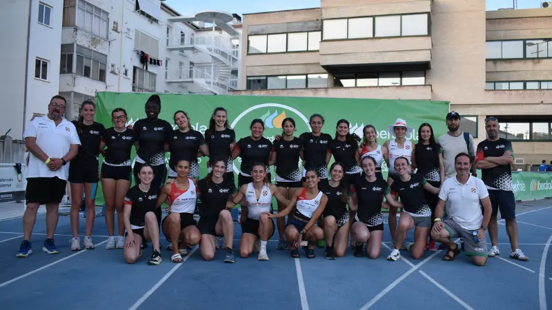 SUPER AMARA BAT CIERRA UNA TEMPORADA HISTÓRICA: LAS CHICAS SÉPTIMAS EN LA ÉLITE; LOS HOMBRES ASEGURAN LA PERMANENCIA