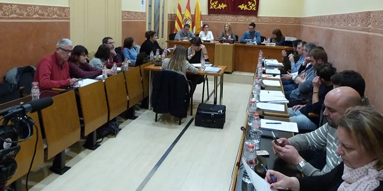 El Ple aprova definitivament el pressupost en una sessió marcada per la marxa dels regidors del PP
