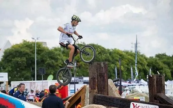 Foto: Domènec Lladó (Leo Zhukov)