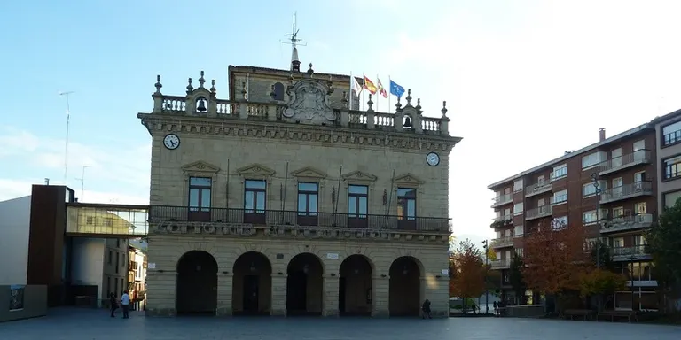 EL AYUNTAMIENTO DE IRUN SE UNE AL DÍA INTERNACIONAL DEL ORGULLO LGBTI