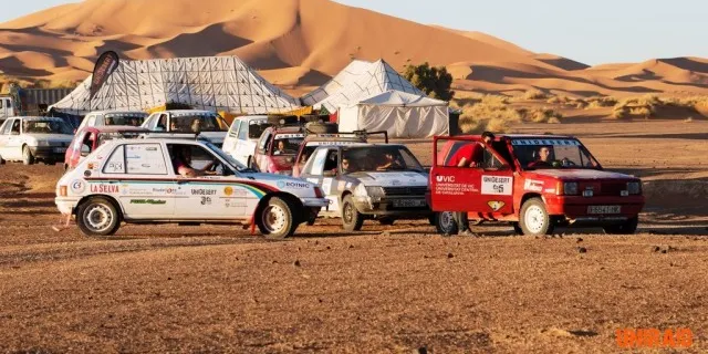Es presenten els cotxes pinedencs que participaran a l'Uniraid 2019