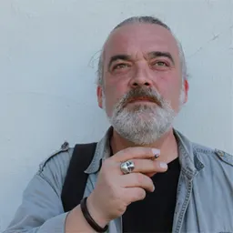 Entrevistes de la Justa del 4/6/2019 — Entrevista a Joan Vigó sobre "Haiku a Brooklyn" i la presentació a Sant Just Desvern - episode art