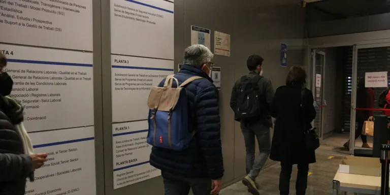 Els sindicats mantenen la vaga a l’espera de conèixer dijous una proposta per escrit d’Educació