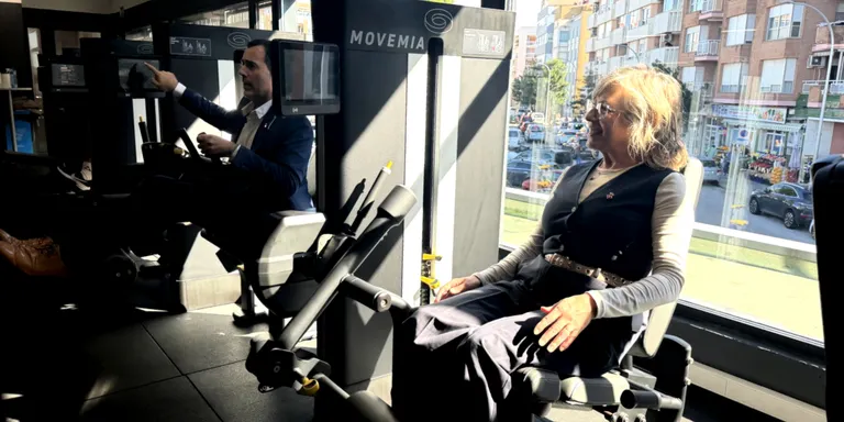 Tortosa continua modernitzant els equipaments esportius i renova les màquines fitness del complex WIN