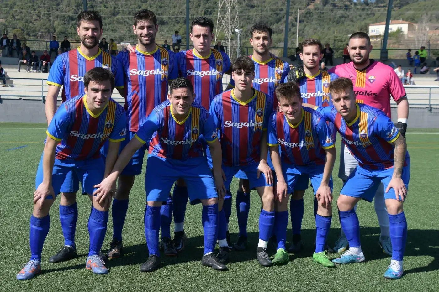 Un CF Caldes ple de baixes visita el Vic amb la necessitat de guanyar per allunyar-se de les posicions de descens