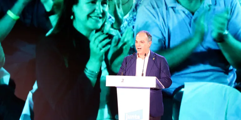 La ponència de Junts diu que cal un "canvi de rumb" al Govern i vol "replantejar" pactes si no ajuden a la independència