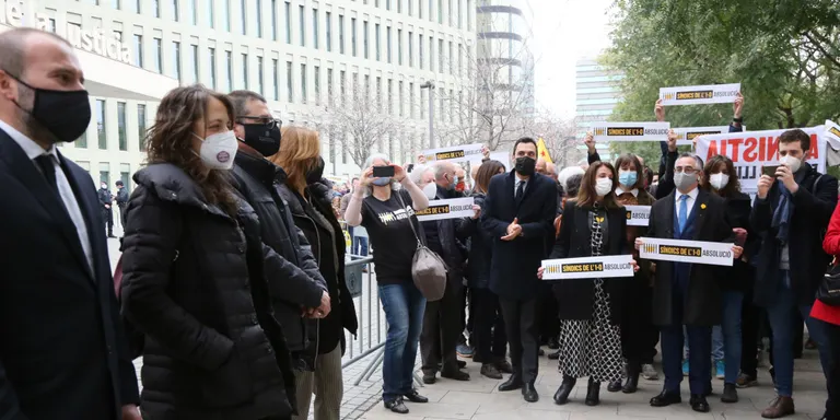 L'independentisme veu el judici contra la Sindicatura de l'1-O com un nou atac amb més "força" pel resultat del 14-F