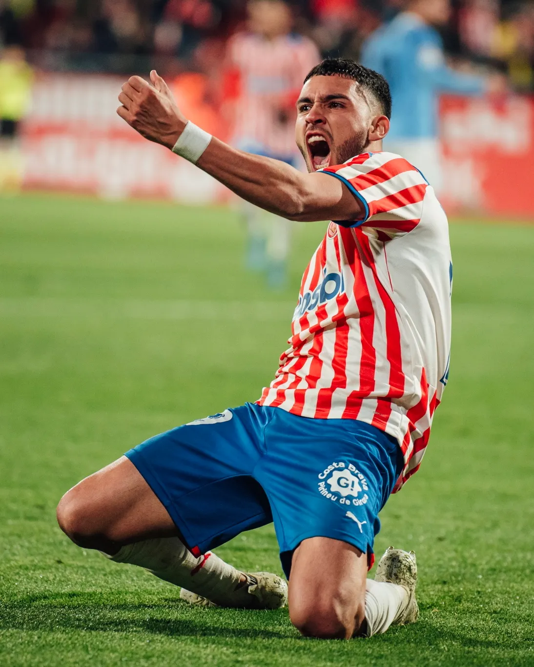 El Girona arrasa a l'Eivissa