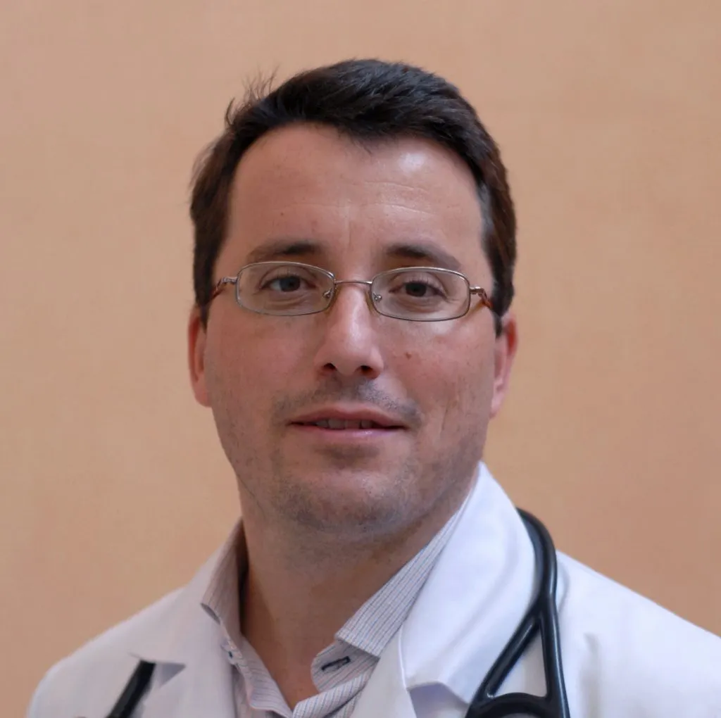 El cardiólogo Antonio Fernández analiza en COPE Utrera (98.1 FM) la salud de los corazones utreranos