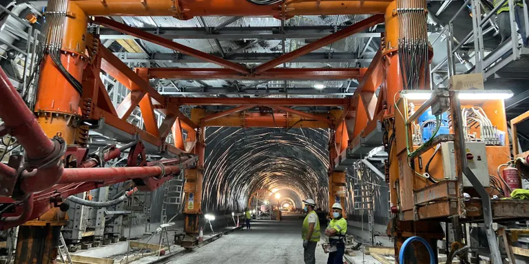 Finalitzen els treballs d’excavació subterrània del túnel de Tresponts, a la C-14