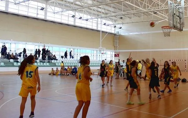 El Cadet Femení A del CB Altafulla s’imposa per 103 a 47 al Cadet Femení B
