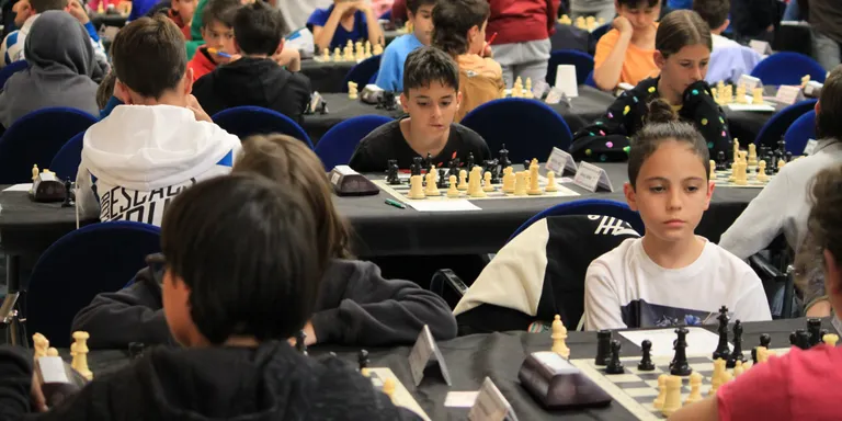 El Campionat de Catalunya d’Escacs per edats celebra avui la quarta jornada de competició