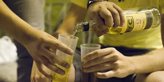 Els «botellots» es mantenen en nivells molt baixos a Caldes des de la fi del toc de queda