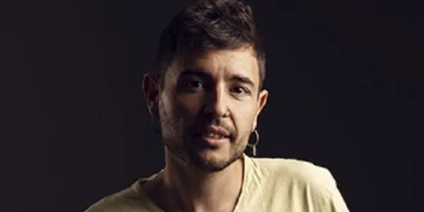 El cofundador de Txarango i compositor, Sergi Carbonell, actua aquest dissabte al Festival Roca Foradada de Torredembarra