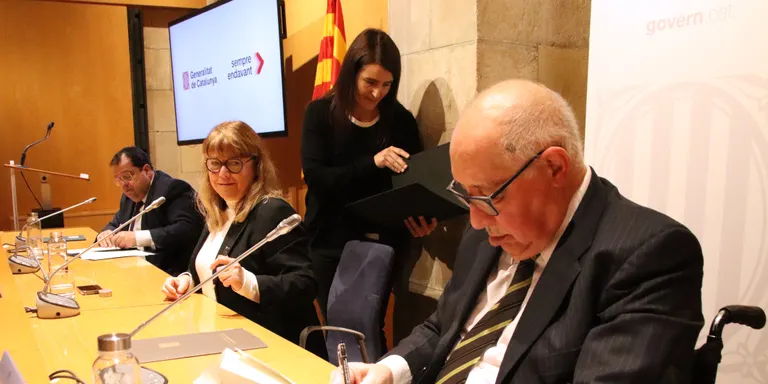 El Govern demanarà a la DGT poder fer els exàmens de conduir en català sense necessitat de sol·licitud prèvia