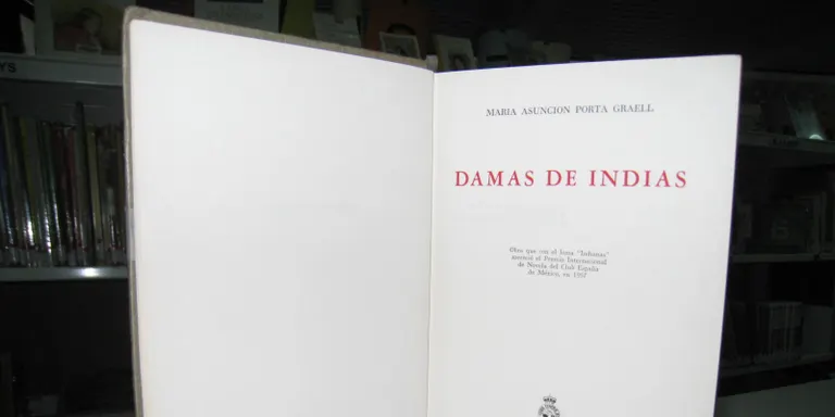 La Biblioteca adquireix dos exemplars de 'Damas de Indias', de María Asunción Porta Graell
