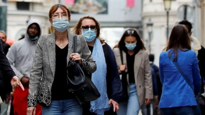 La mascareta tornarà a ser obligatòria al carrer a partir d’aquest divendres