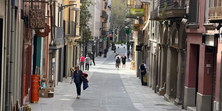 Enxampen un veí d'Olot que va empadronar cinc persones estrangeres de forma fraudulenta al seu domicili