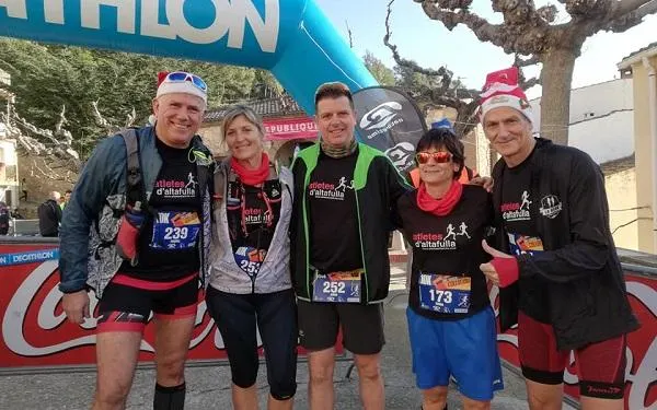Els Atletes d’Altafulla celebren el tricampionat en el comiat de la Lliga Trail TGN Nord a Colldejou