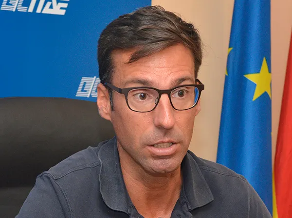 Raül Viladrich denuncia que la llista d'espera per a l'examen pràctic del carnet de conduir és d'entre 3 i 4 mesos