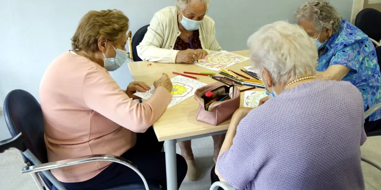 Els familiars hauran d'acreditar la pauta completa de vacunació o fer-se un test ràpid per visitar a les residències