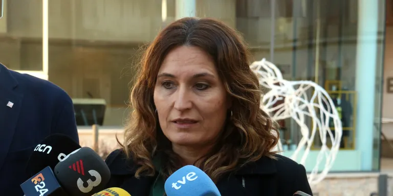 Vilagrà respon al PSC que projectes com el Hard Rock o l'ampliació de l'aeroport no poden "condicionar" els pressupostos