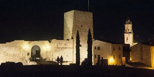L’Ajuntament del Catllar dona el tret de sortida a les visites guiades nocturnes al Castell aquest divendres 19 de juny
