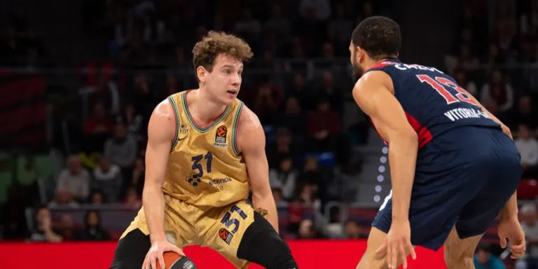 El Barça irromp a Vitòria contra el Baskonia (78-85)