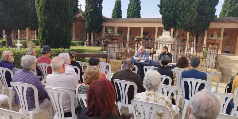 Presentat el llibre 'El cementiri de Torredembarra. Un espai singular'