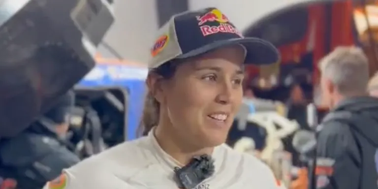 Laia Sanz segueix rodant al Dakar: “la part positiva és que estem aquí”