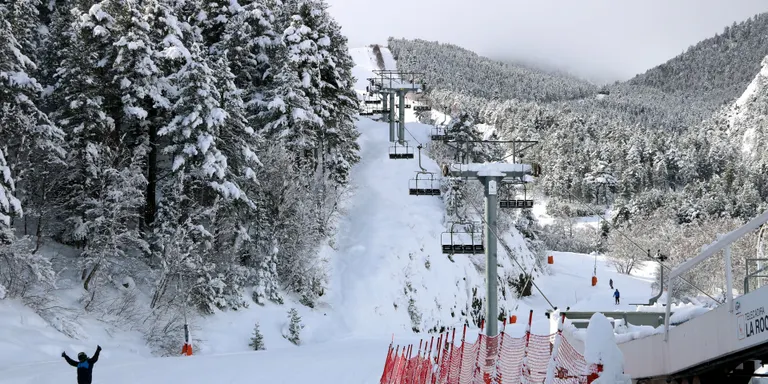 La nevada històrica dóna pas a un cap de setmana d'esquí amb tot obert i gruixos de fins a 3 metres de neu
