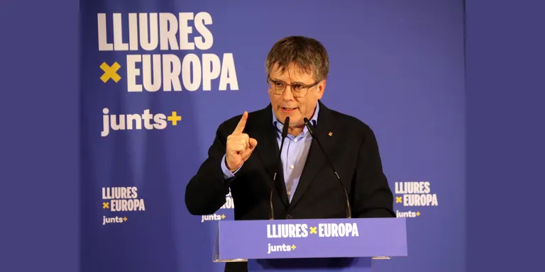 Puigdemont acusa Sánchez de fer "xantatge" amb el "finançament singular"