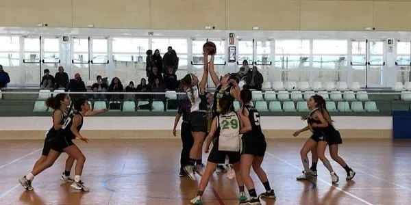Primer triomf del Cadet femení del CB Altafulla – BBG a costa del Reus Ploms Salle (52-39)