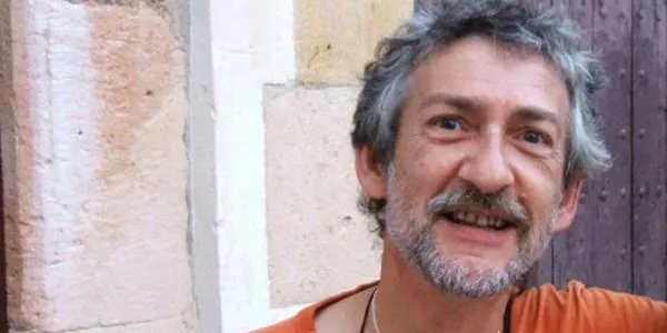 Joan Carnicer presenta el seu darrer llibre, ‘A la independència pel sexe’, a Altafulla